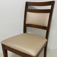 cadeira-caribe-estofada-e-madeira